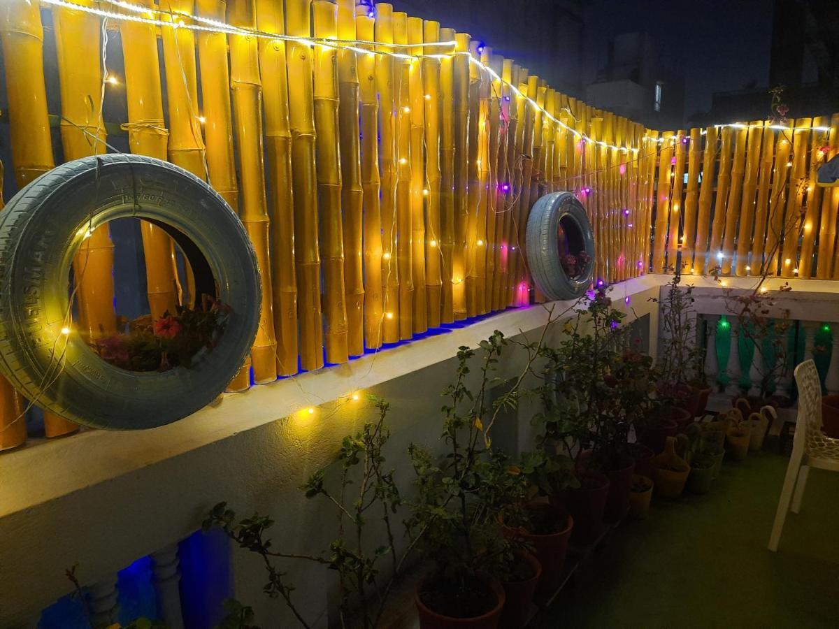 Ostello Bubble Beds Calcutta  Esterno foto