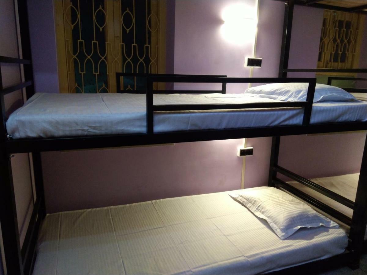 Ostello Bubble Beds Calcutta  Esterno foto