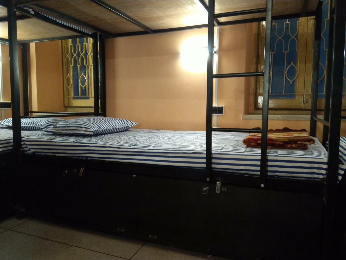 Ostello Bubble Beds Calcutta  Esterno foto