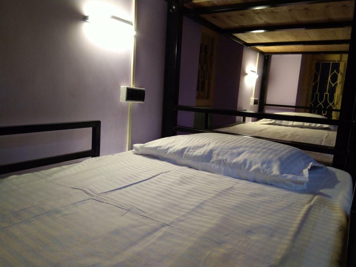 Ostello Bubble Beds Calcutta  Esterno foto